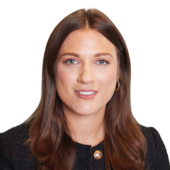 Headshot of recruiter Amy Laiker