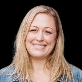 Headshot of Bonnie Dilber