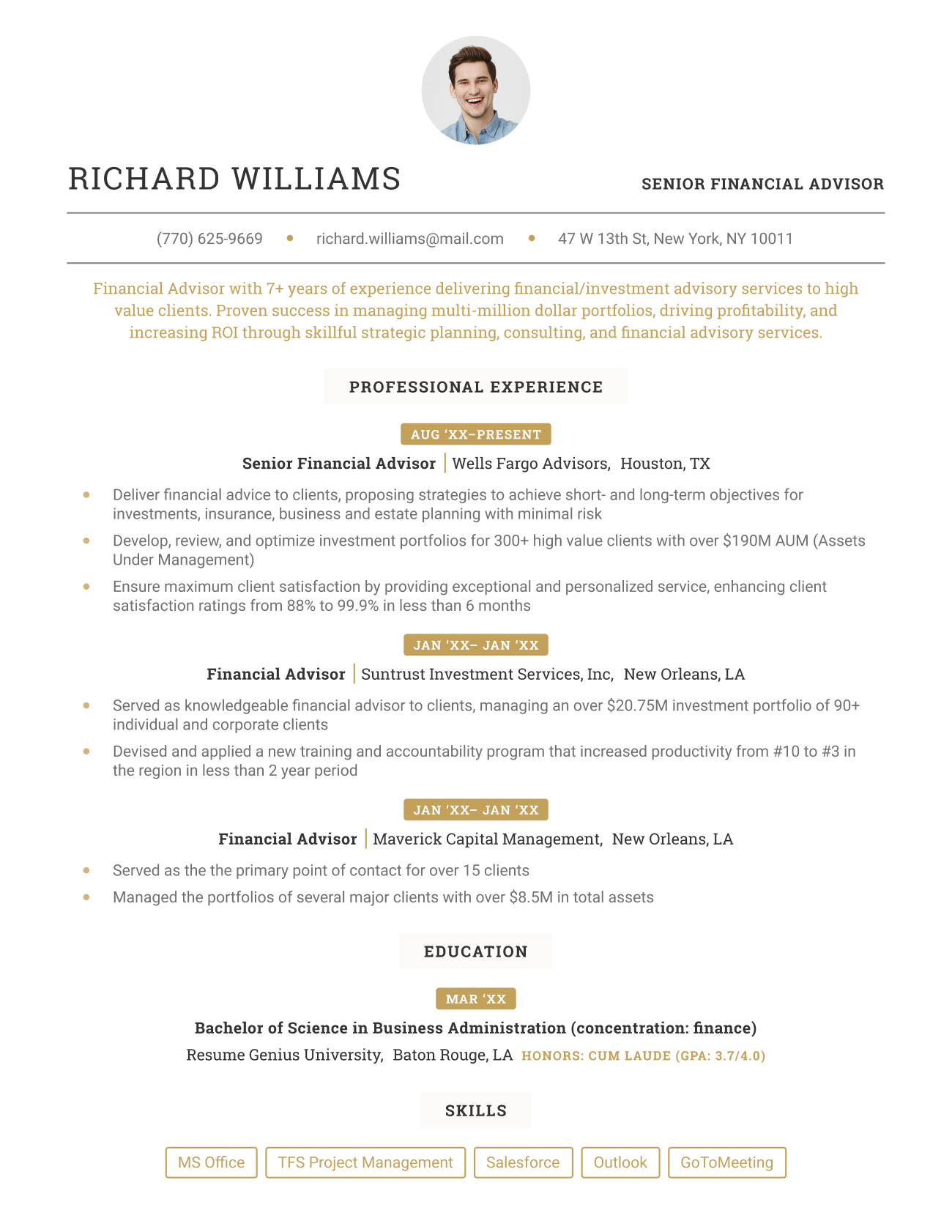 Elegant CV template in yellow