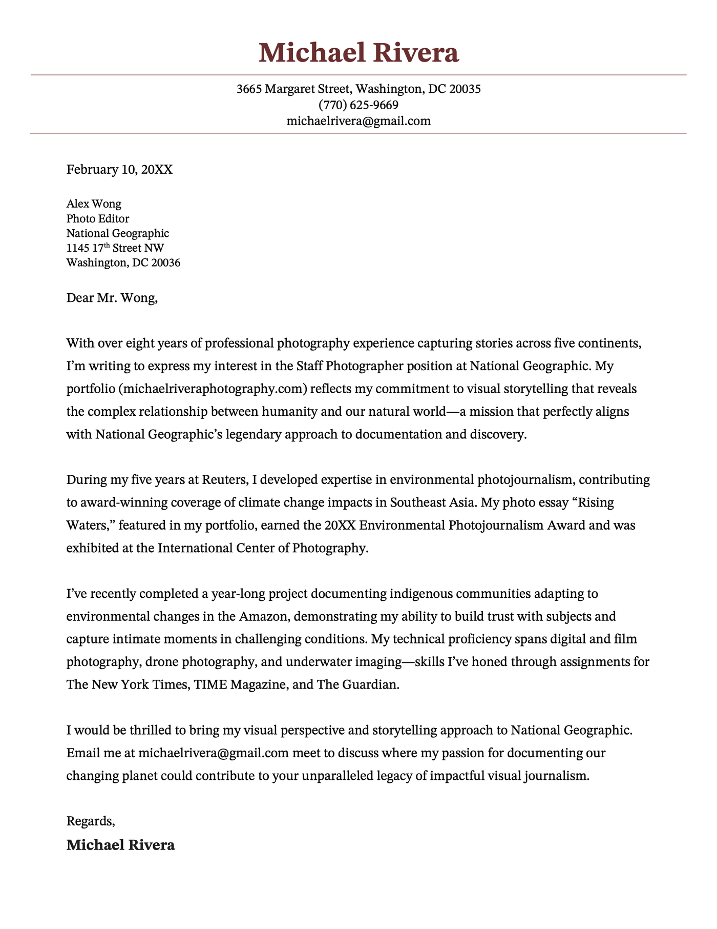 A great example of an experienced professional cover letter to accompany a portfolio and resume. 