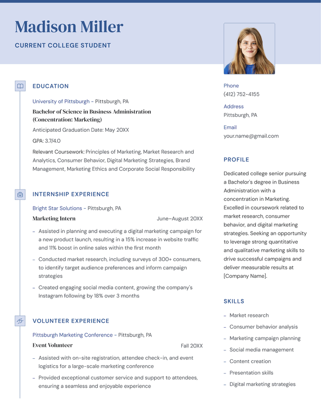 The Growth student resume template in blue.