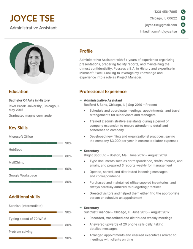 The "Headshot" photo resume template in brown and green
