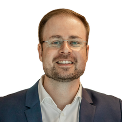 Headshot of Jan Tegze, influential talent acquisition expert
