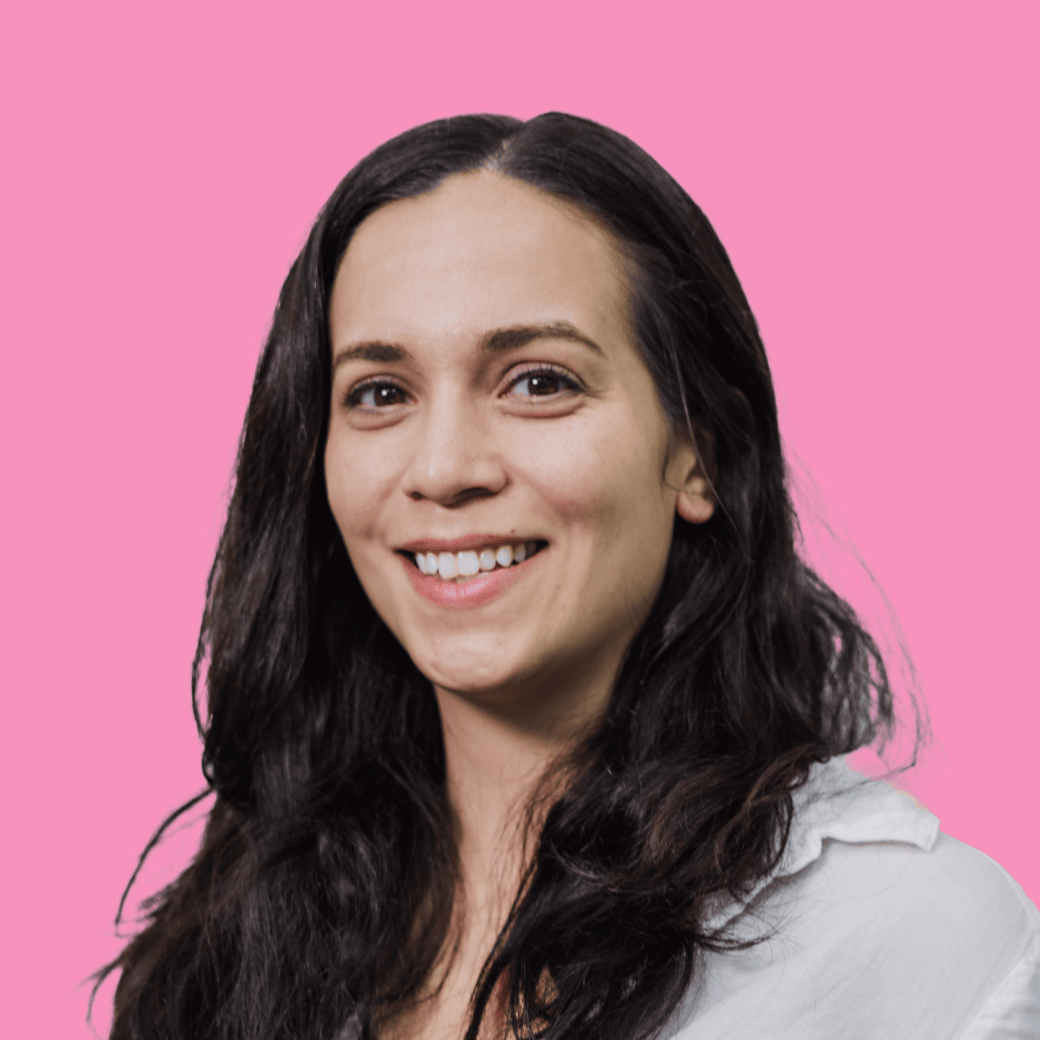 Headshot of Lauren Mastroni, staff writer at Resume Genius