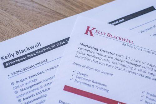 How to Write a Resume Header (With Examples)