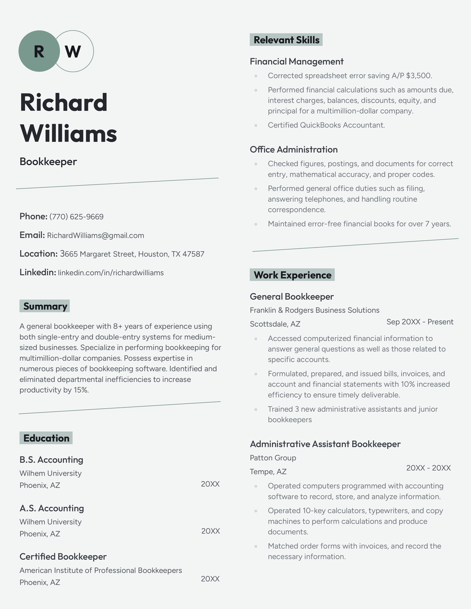 The Stanford combination resume template in green.